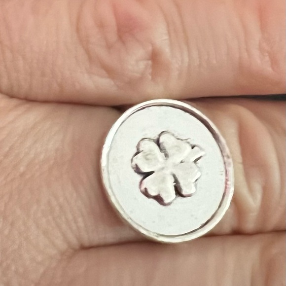 Ring - Picture 2 of 2